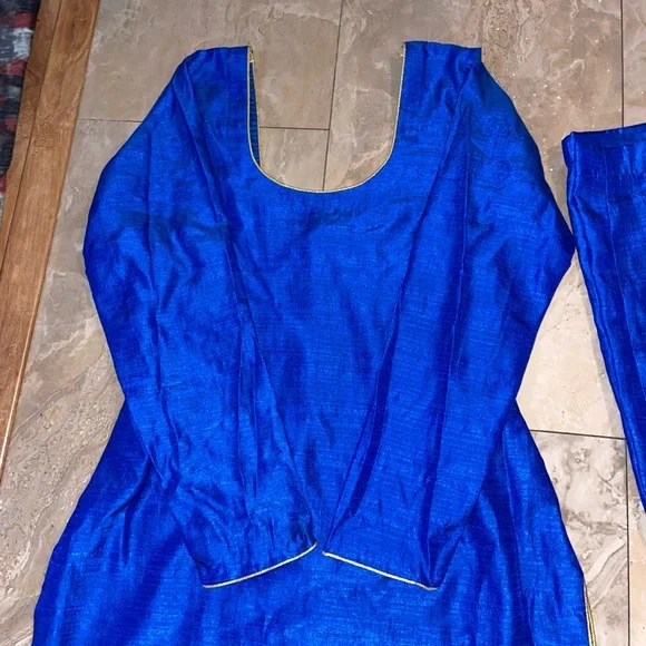 Vibrant Blue Traditional Outfit Colorful Scarf Dupatta Three Piece Pant Suit - Picture 3 of 4